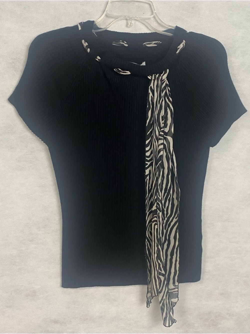 George Blouse With Scarf Women’s Juniors XL Black Ribbed Short Sleeve Classy